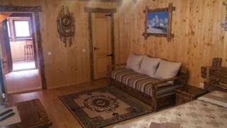 Дома для отпуска Зарінок карпат Микуличин Коттедж с 3 спальнями-61